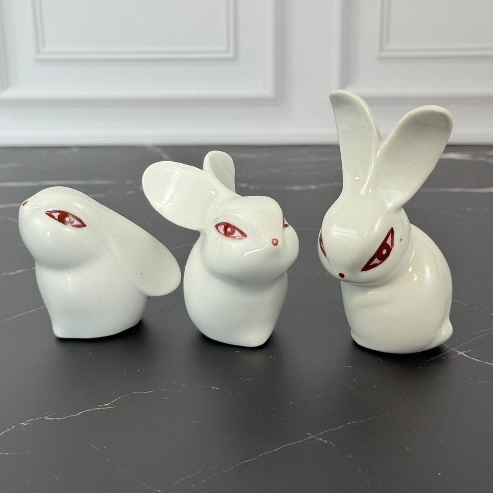 VTG Set of 3 Porcelain Bunny Figurines 2" - 3" Sizes Japan